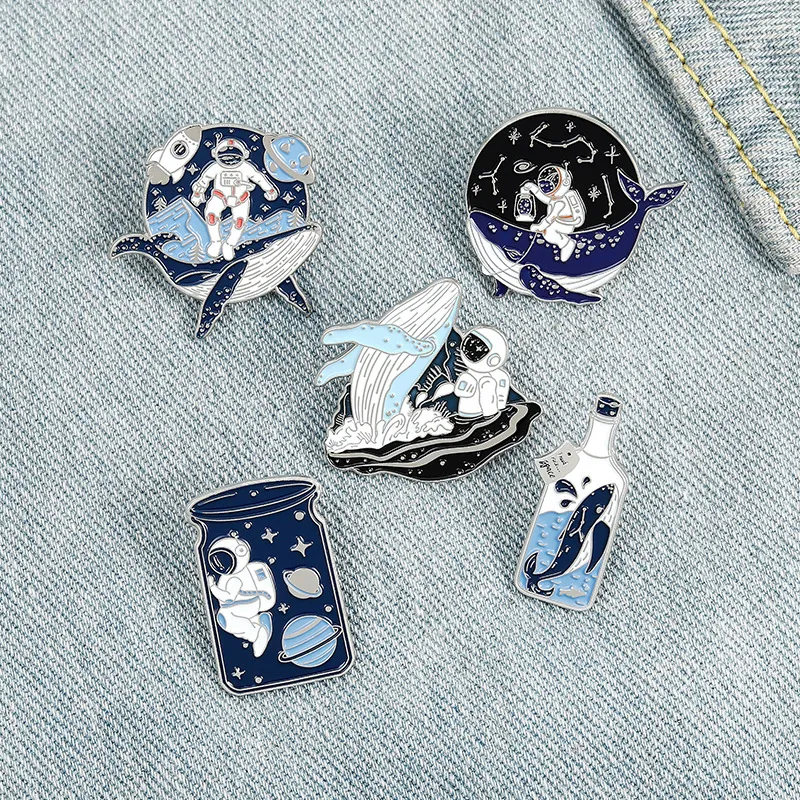 Broches en émail épingles baleinaires astronaute de l'astronaute broche badges d'épingle de mode bijoux de bijoux pour les femmes