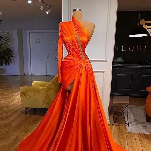 Oranje Geplooide Satijn Een Schouder Avondjurken 2021 Sexy V-hals Split Prom Jassen Formele Vestidos De Fiesta Celebrity Vrouwen part250r