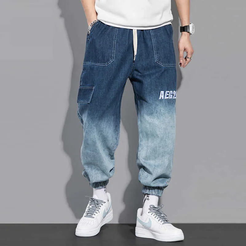 Höst gradient förändring jeans män lösa verktyget harlan broderi märke ankel banded byxor kpop kläder lastbyxor män mode x0621