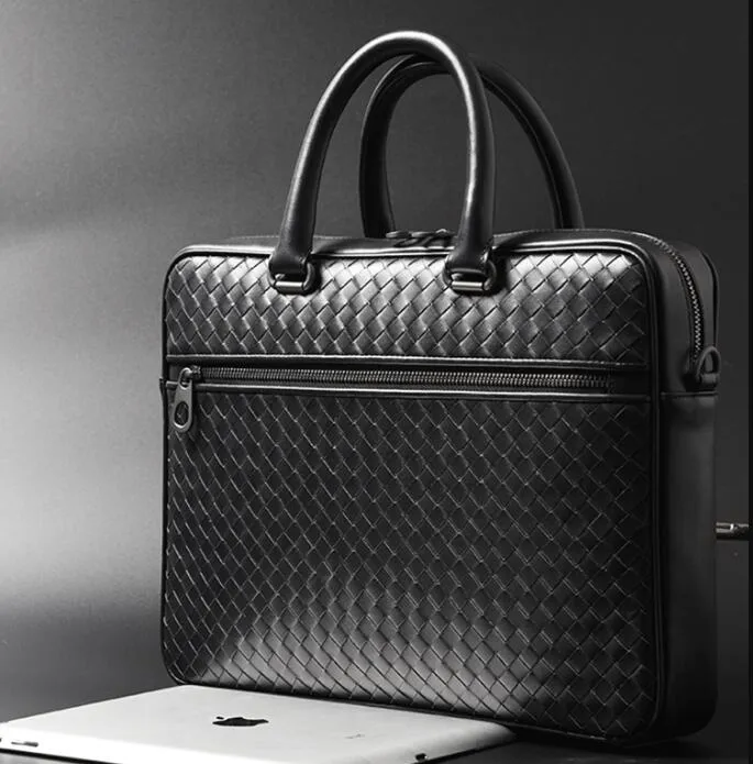 Men Mini Briefcase Handbags Laptop Bag Cowskin Genuine Leather Woven Commercial Business Men's Bags Small Size