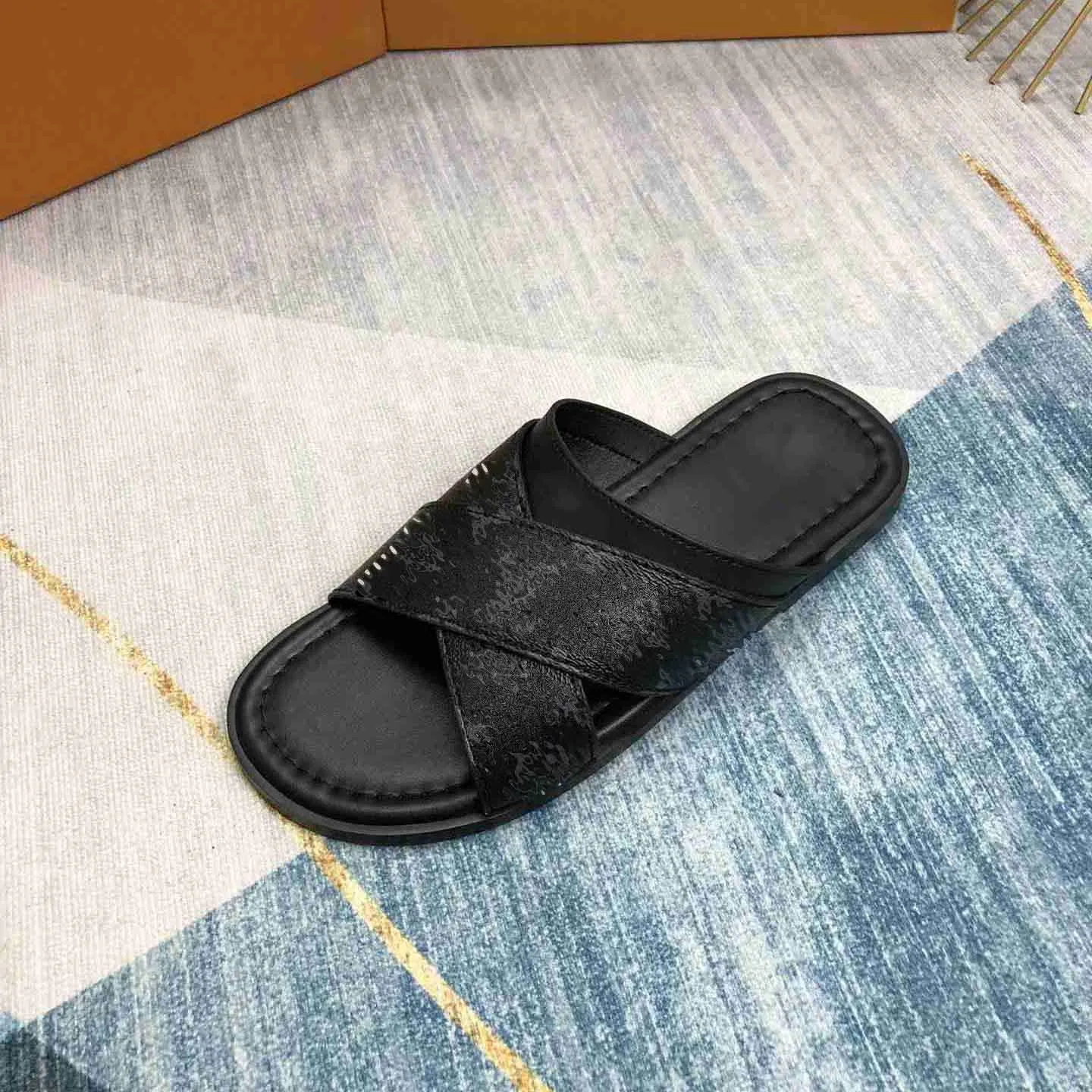 Latest shop men slippers