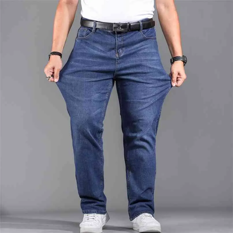 Stretch di alta qualità Plus Big Size 29 - 44 48 Jeans in denim dritto in cotone 90% Uomo Marca famosa Primavera 210723