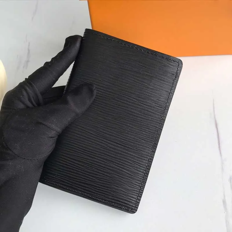 VULKIT Étui de Passeport Familial en Cuir pour 4 à 6 passeports, Organiseur de Documents Haut de Gamme, Grand Portefeuille de Voyage pour Couples et familles