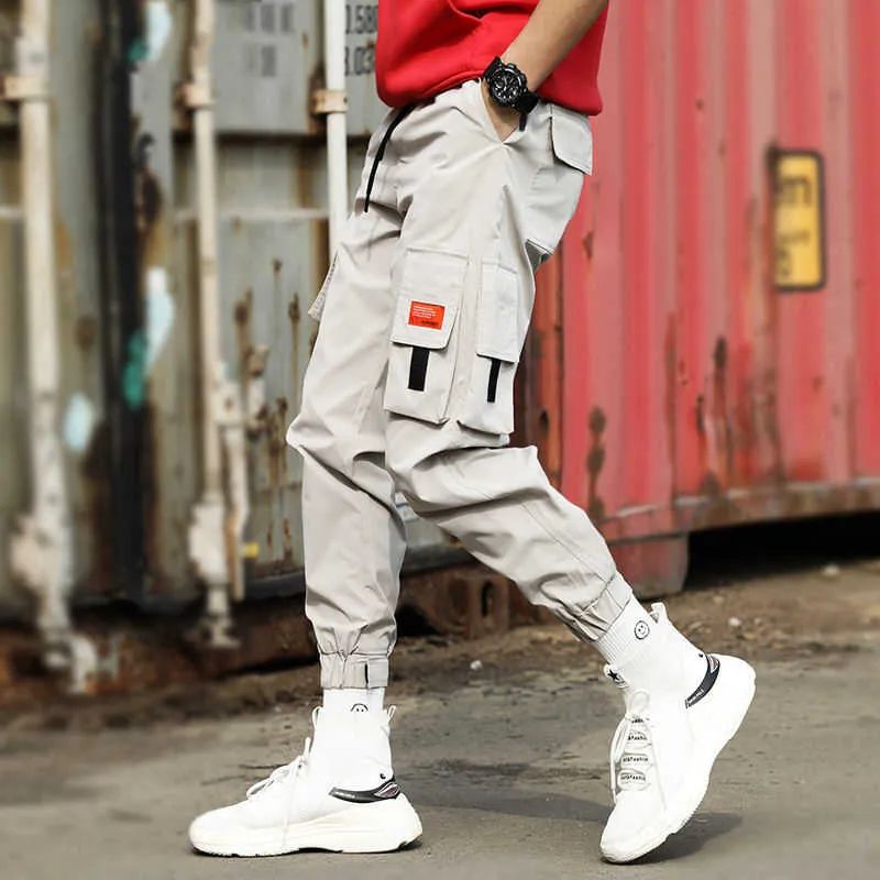 2021 Män Multi-Pocket Elastisk Midja Design Harem Pant Street Punk Hip Hop Red Casual Trousers Joggers Male Army Cargo Byxor XXXL X0723