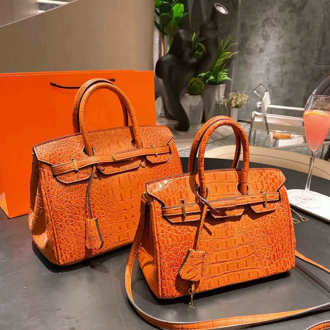 Wholesale 5a Designer Handbag genuine leather handbags Marmont Bag Plain Crocodile Lock Cover Hard Lady Single Interior Zipper Pocket Flap Pocket GM MM size Orange