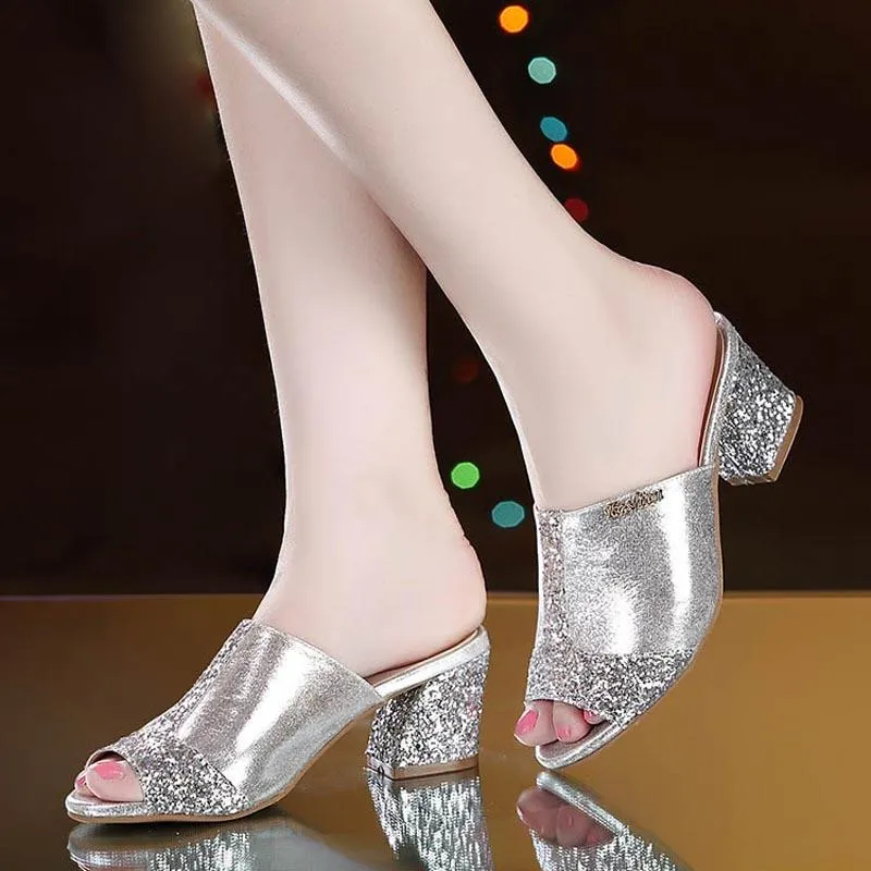 Zapatillas 2021 verano malla brillante sandalias de mujer moda Peep Toe Casual zapatos de tacón grueso Slip On de talla grande 35-43