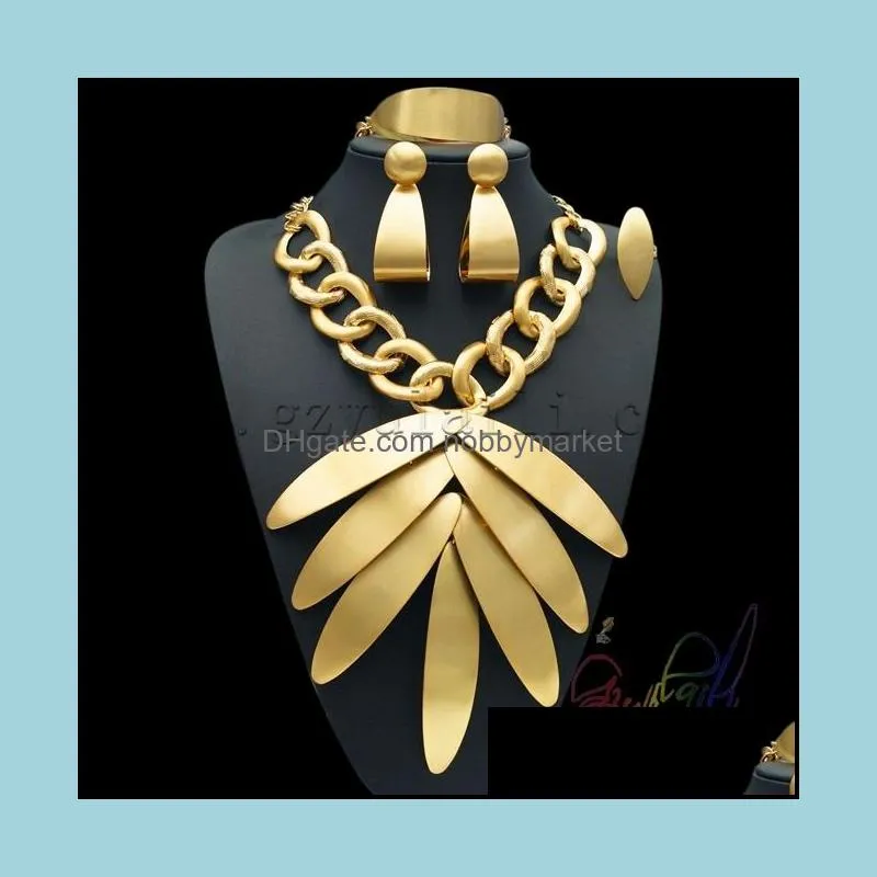 2017 Wholesale Cheap Fashion Dubai Decorousness Jewelry Set C18122701