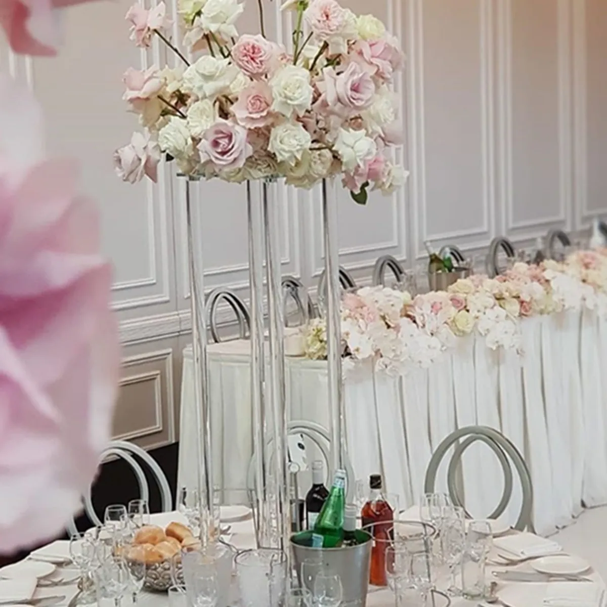 結婚式の宴会の結婚式の花のスタンドの装飾結婚式のテーブルセンターピース結婚式の宴会の結婚式の中心的な立場スタンドSenyu710