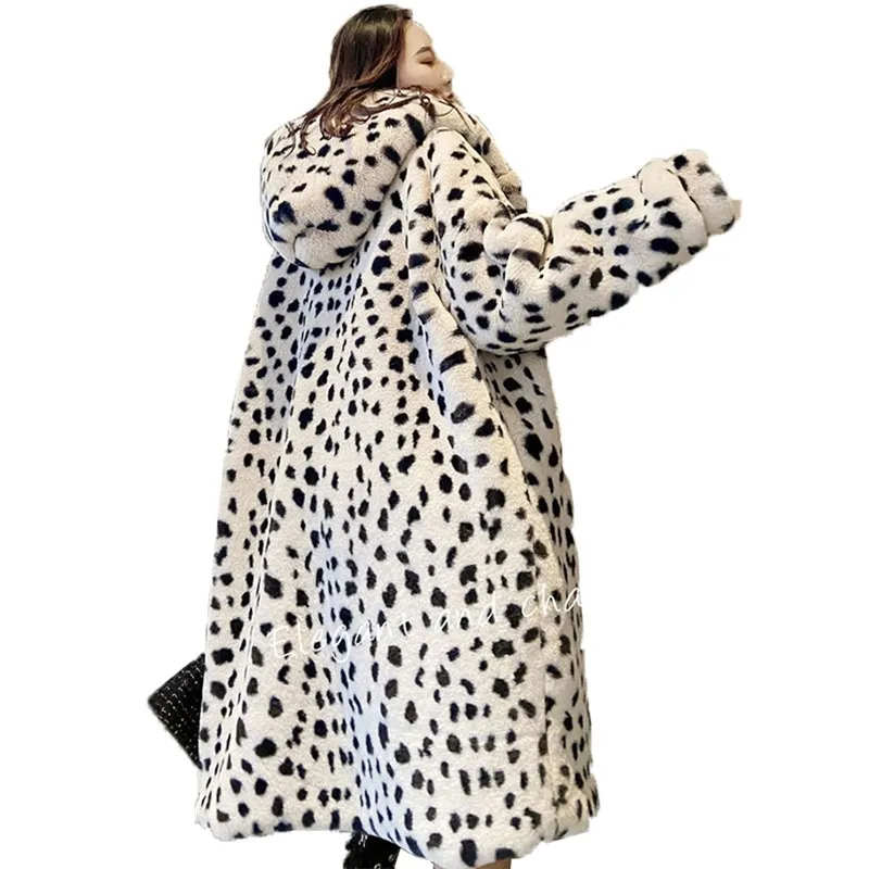 Koreanska imitation päls leopard print päls päls en kappa kvinnor vinterjacka kvinnor mode hooded varm parkas jacka 210927