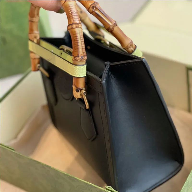 Classic Bamboo Tote Handbag Square Women Genuine Leather Bag Large Capacity Package High Quality Buckle Bags Multiple Colors Fashion Simple