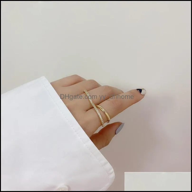 Cluster JewelryCluster Rings Retro Trendy Cuore Strass Doppio strato Due dita Colore oro Metallo Minimalista Per le donne Regalo di gioielli per ragazze