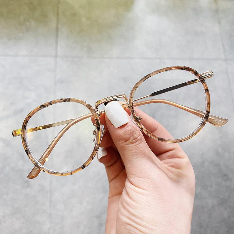 Designer Vintage Round Eyeglasses With Beautiful Red Metal Optical Frame And Big Lenses For Fashionable Women From Casper0747 2.81 DHgate.Com