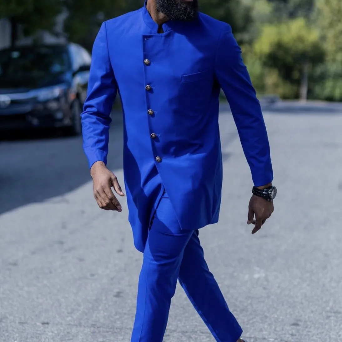 Colletto alla coreana blu royal 2021 Smoking da matrimonio Abbigliamento da sposo Abbigliamento da sposo Prom Party terno masculino 2 pezzi Set abiti (giacca + pantaloni)