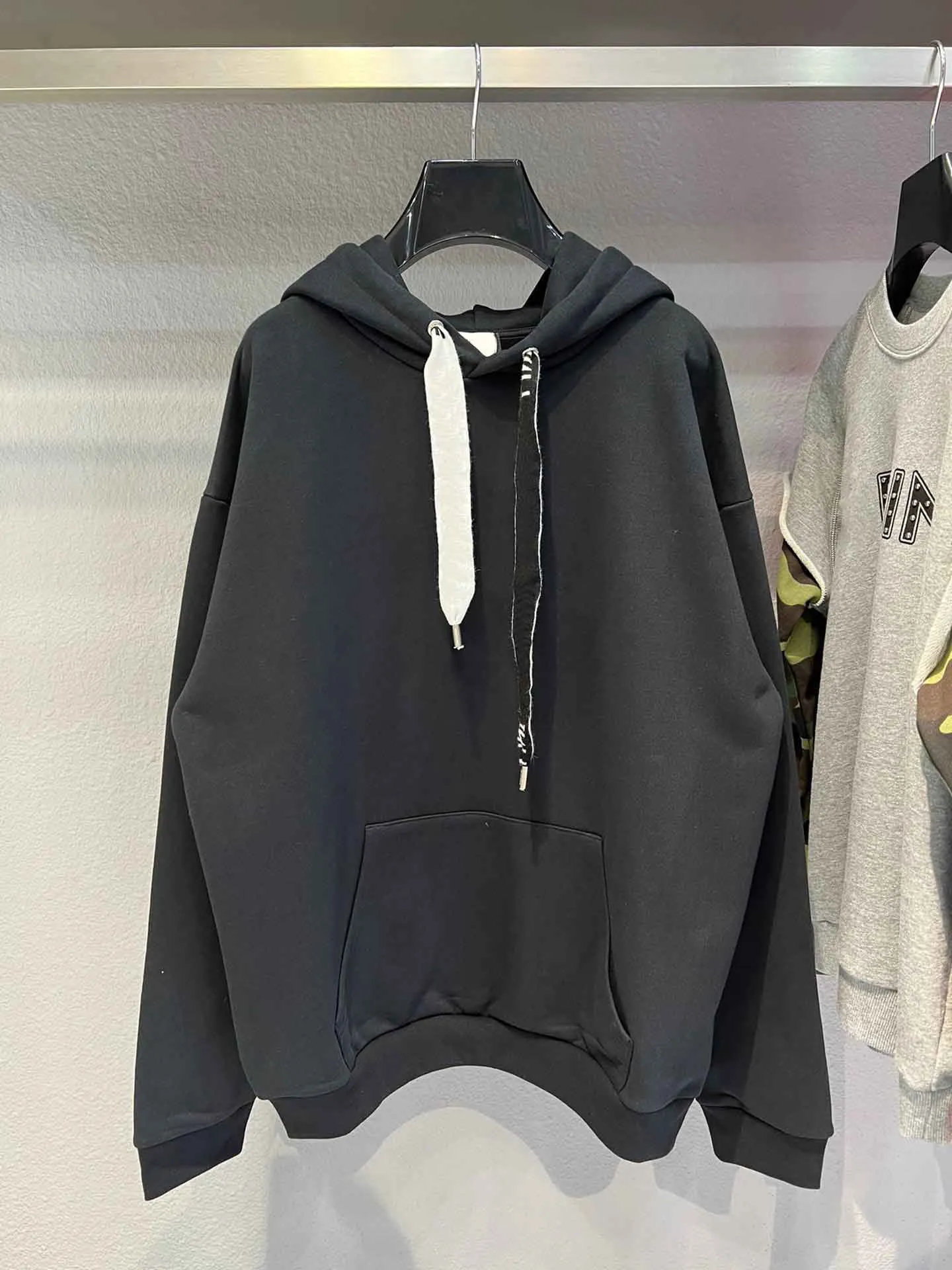 Oversize Storlek Mäns Tröja kostym Hooded Casual Fashion Color Stripe Utskrift Asiatisk Storlek Högkvalitativ Wild Andningsbar Långärmad T-shirt Prova