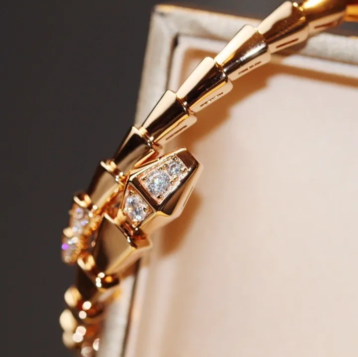 Top Designer Brand New 2022 Pure 925 Bijoux en argent sterling Femme Femme Bracelet de manche à diamant en or rose