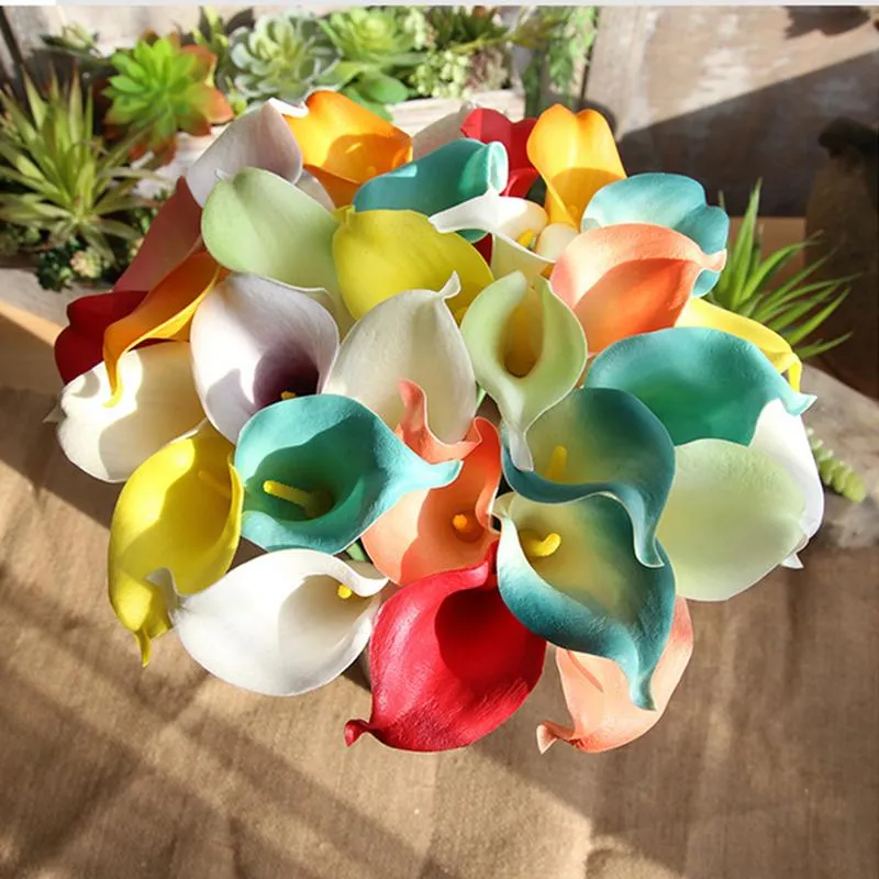 Dekoratif Çiçek Çelenkler 10 PCS Yapay Calla Lily Buketler Tek Uzun Kök Buklusu Gerçek Touch Bitkiler Ev Dekor