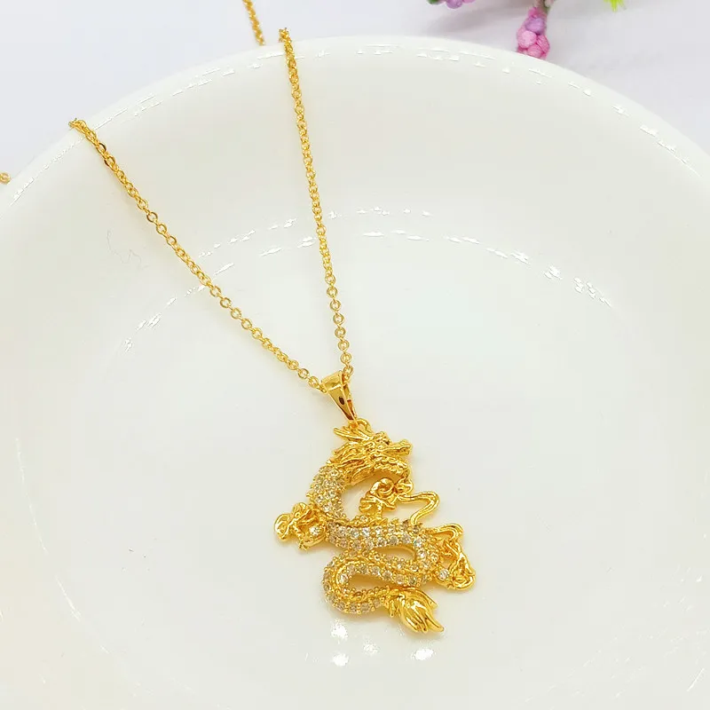 Collier Dragon Et Pendentif Trombone En Acier Inoxydable Doré – Bijoux Tendance Pour Femmes – Design élégant Et Symbolique