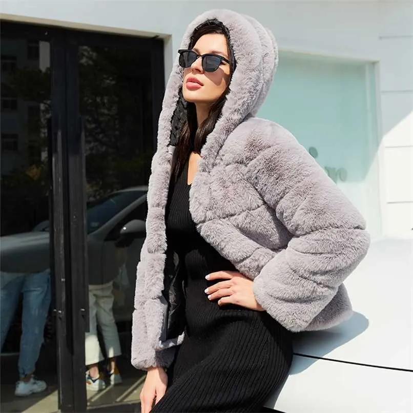 ファッション高品質の毛皮の毛皮のコートとフード付きの冬のエレガントな厚い暖かい上着の偽の毛皮のジャケット211019