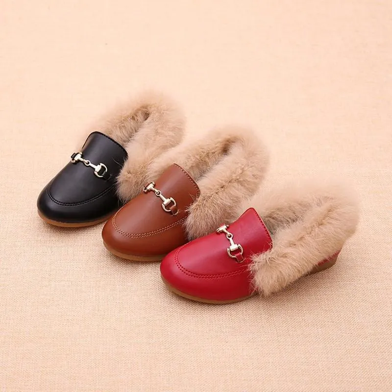 Plana skor Barn Vinter PU Läder Fur Girls British Fashion Plush Single Fall Autumn Warm One-Step Velvet Loafer XZ109