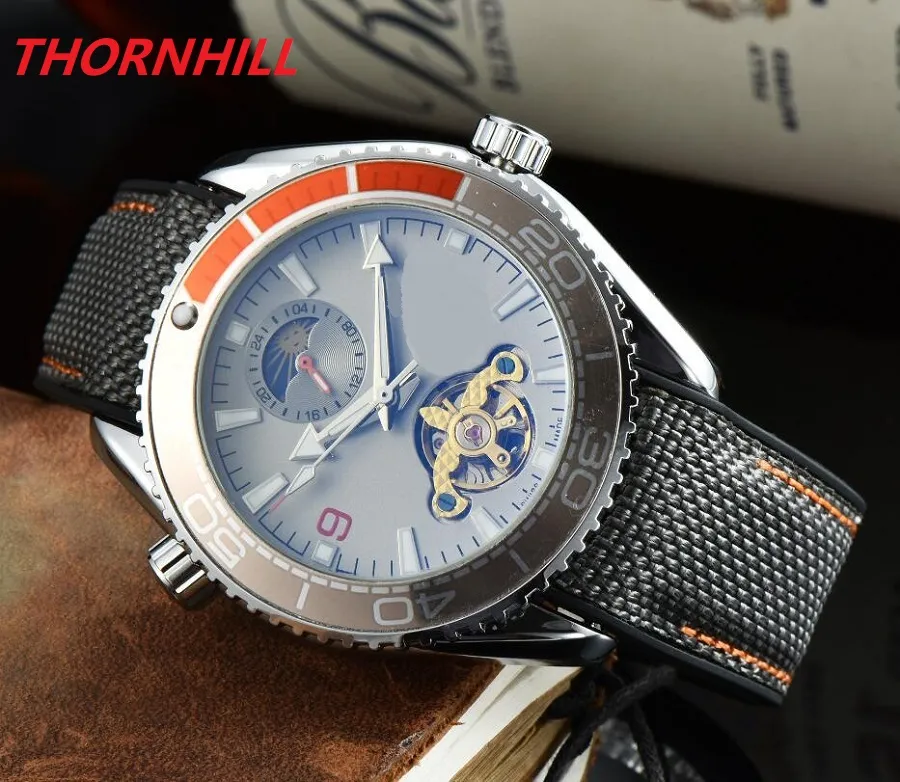 Mens Horloges Automatisch Mechanisch 2813 Beweging Horloge Lichtgevende Saffier Waterdichte Sport Zelfwind Mode Horloges Gift