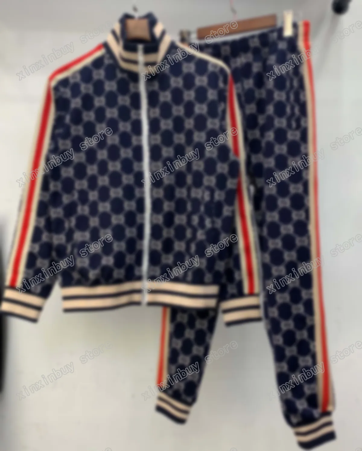 21SS Heren Damesontwerpers Trainingspakken Jacquard Letters Letter Print Windbreaker Fashion Trainingspak Mannen Designer Ademend Rits Zwart Rood Blauw Xinxin