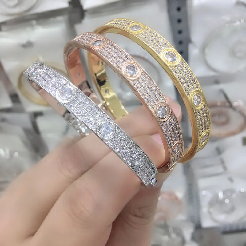 Smycken anpassad 18k rosguld armband kvinnlig kärlek bred version smal version full diamant stjärna vita guld utan diamant naglar275i