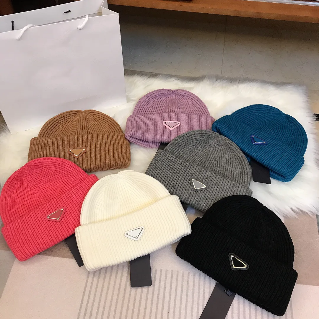 Wool Designer Beanie Womens Mens Fashion Baseball Cap baggy oversized hat Wholesale Luxury Cashmere Knitted Hat Casual Silk Embroidery Skull Beanie Winter