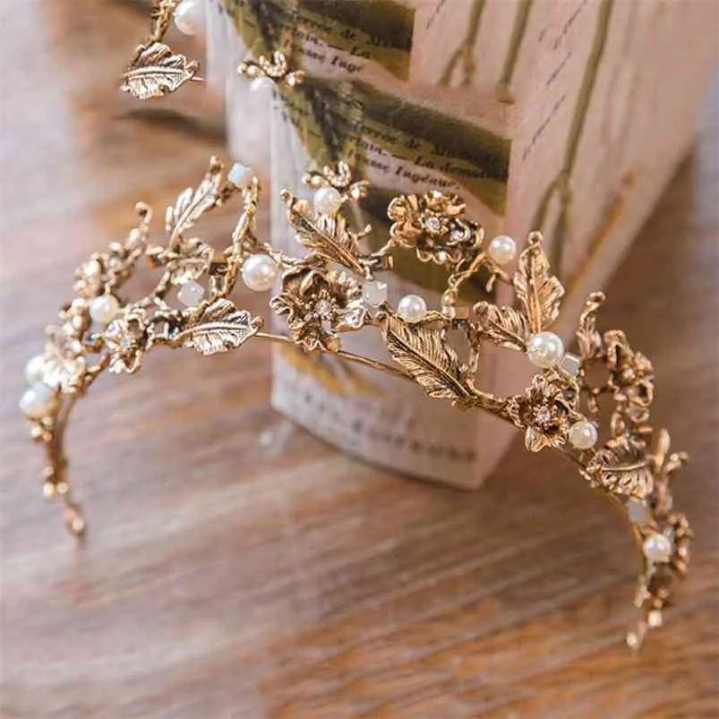 Baroque Gold Pearl Leaf Bridal Tiara With Crystal... From  display picture 1