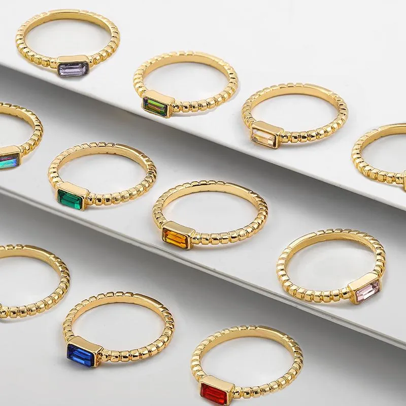 Anelli di cristallo quadrati multicolori geometrici minimalisti per le donne Fashion Party Twisted Gold Metal Thin Finger Rings Jewelry Gifts