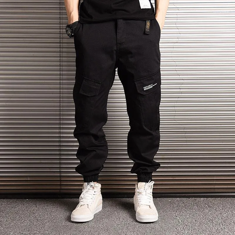 Мужские джинсы модной уличной одежды Мужчины свободные подходят много карманы грузовые брюки японские хип-хоп камуфляжные пробежки Brance1