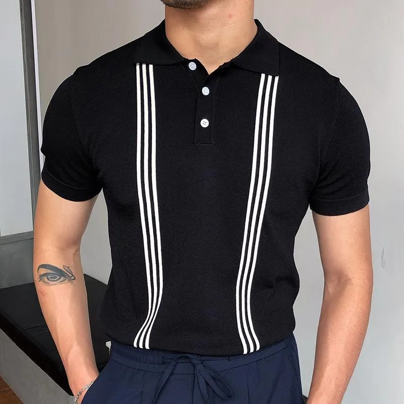 Mäns Polos Män Casual Streetwear Fashion Striped Kortärmad T-shirts Sommar Slim Turn-down Collar Toppar Knappar Design Shirt