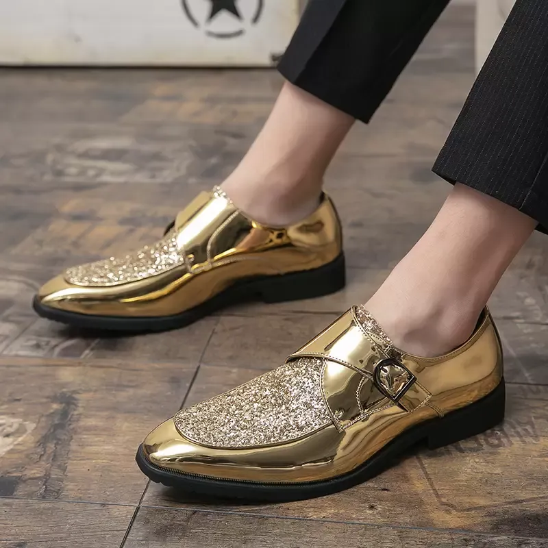 Luxury Designer Guld Sequin Mix Pointed Brogue Läder Skor Flat för Men Klänning Formell Bröllop Oxford Sapatos Tenis Masculino