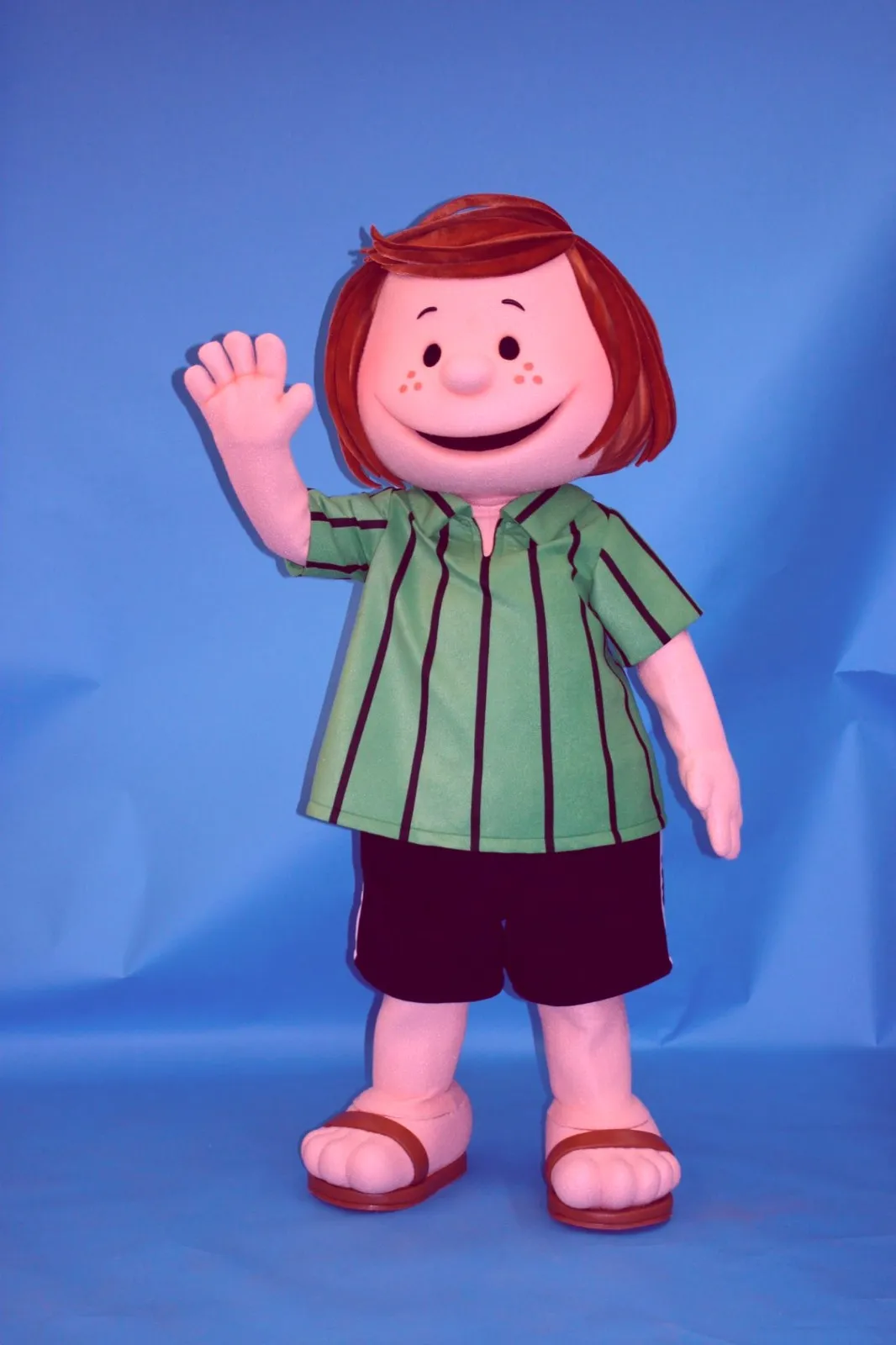 le costume de mascotte Peppermint Patty déguisement pour la personnalisation du support de fête de carnaval d'Halloween
