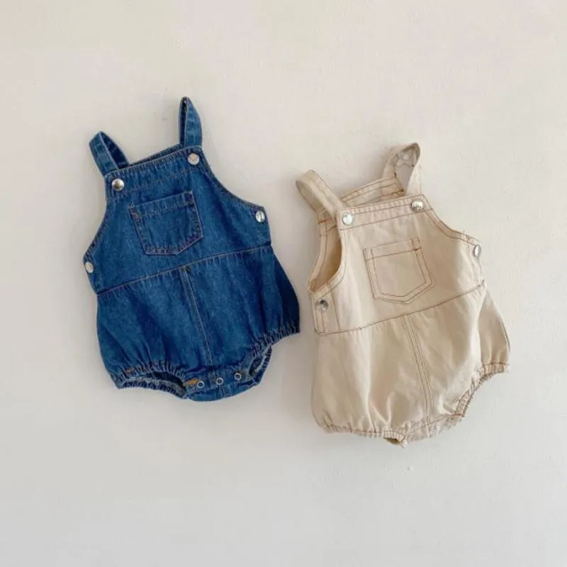 Vestiti per bambini estivi Cinturino in denim Pagliaccetto per ragazze Senza maniche Cowboy Tute per bambini Tute per ragazzo in cotone Boutique Abbigliamento per neonati 2 colori