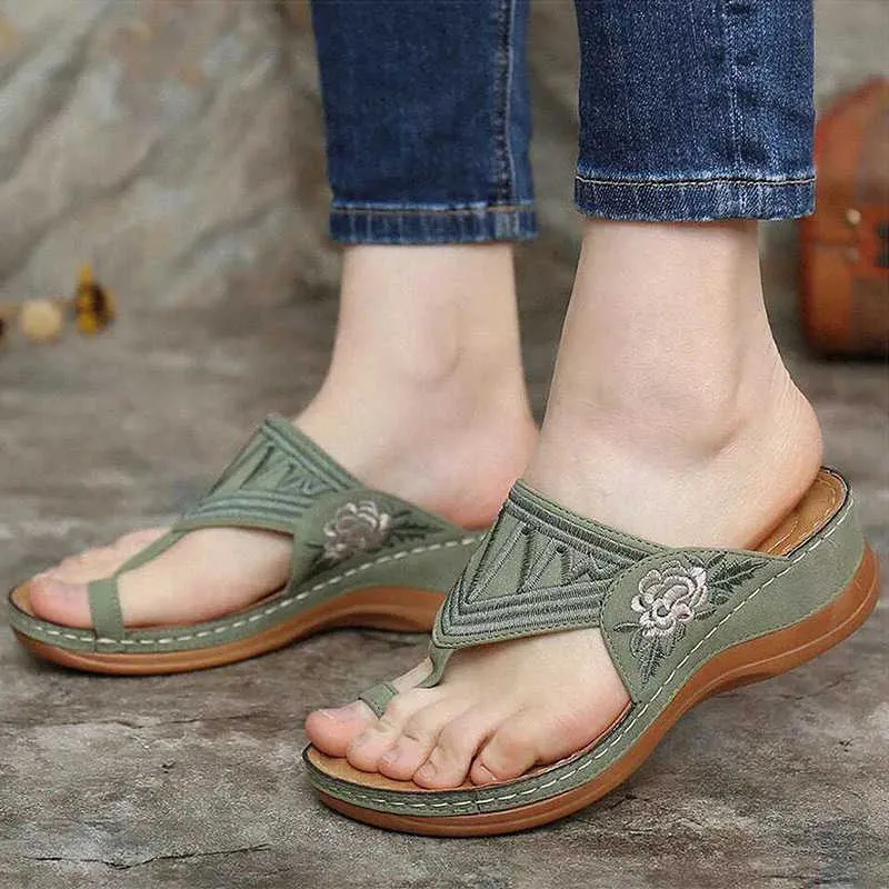 Vrouwen sandalen vrouwen hakken sandalen bohemen zomer schoenen bloem vrouw flip flops strand sandalias mujer wiggen schoenen vrouwelijke 210624