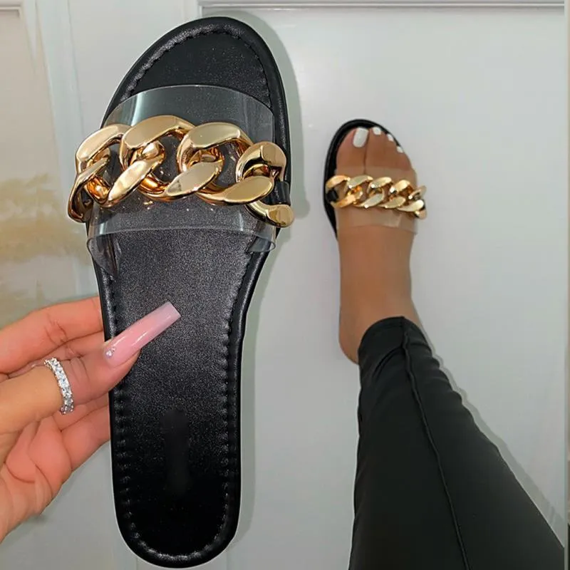 Тапочки 2021, женские летние модные сандалии на плоской подошве, европейские пляжные шлепанцы больших размеров с металлической цепочкой
