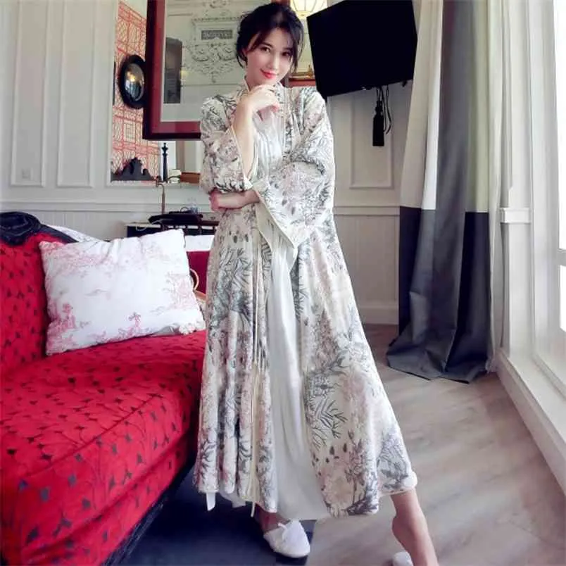 Hanxiuju wysokiej jakości kwiatowy jedwabny aksamit haftowany luksusowa szata dla kobiet z długim rękawem eleganckie koszulki female sleepwear 210924