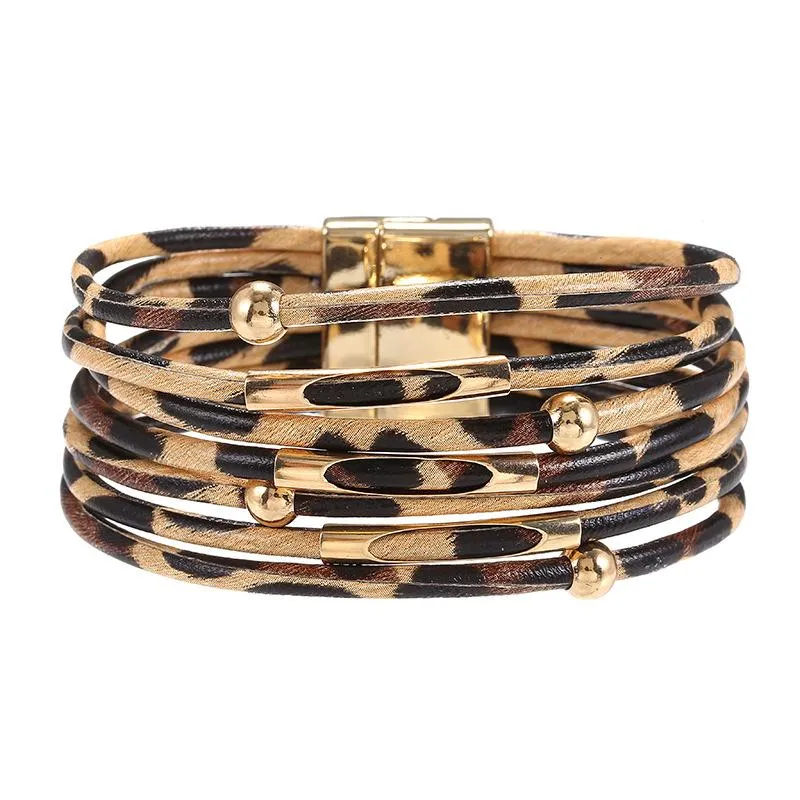 Tennis 2021 Bracelet pour femmes ou hommes avec alliage léopard aimant boucle en cuir perlé main chaîne charme ornement accessoires