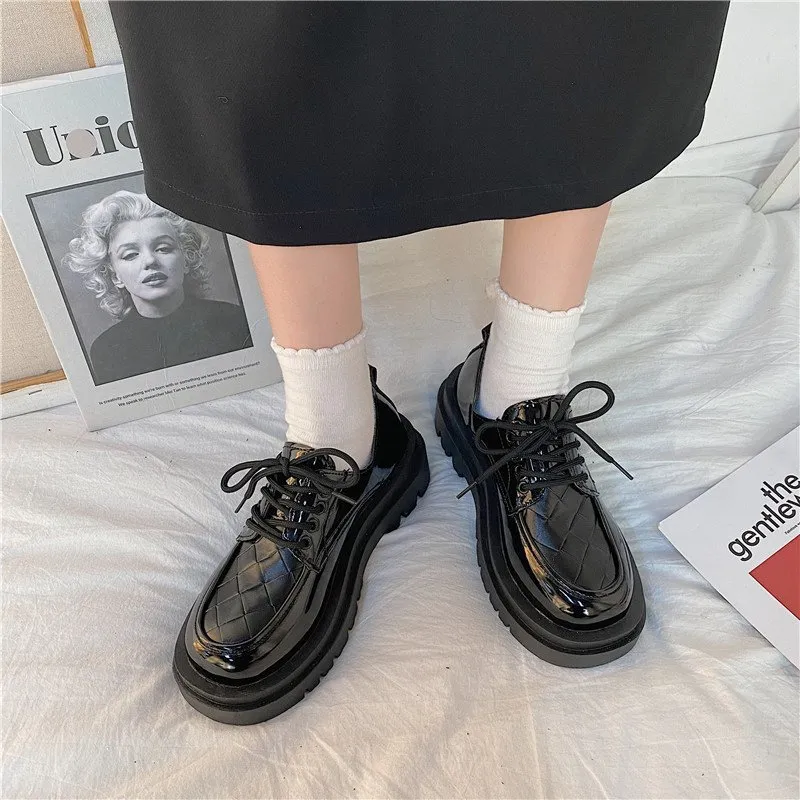 새로운 가을 여성 신발 솔리드 블랙 가죽 옥스포드 신발 여성 레이스 하이힐 두꺼운 하단 플랫폼 로퍼 캐주얼 신발