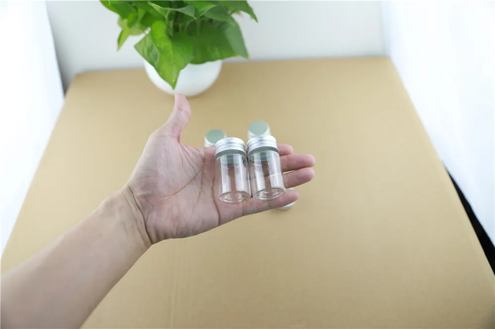 24PCS 30mm 20ml Cute Small Glass Bottles Aluminum Caps Glass Tiny Jars Vials Transparent Glass Containers Perfume Bottles (1)