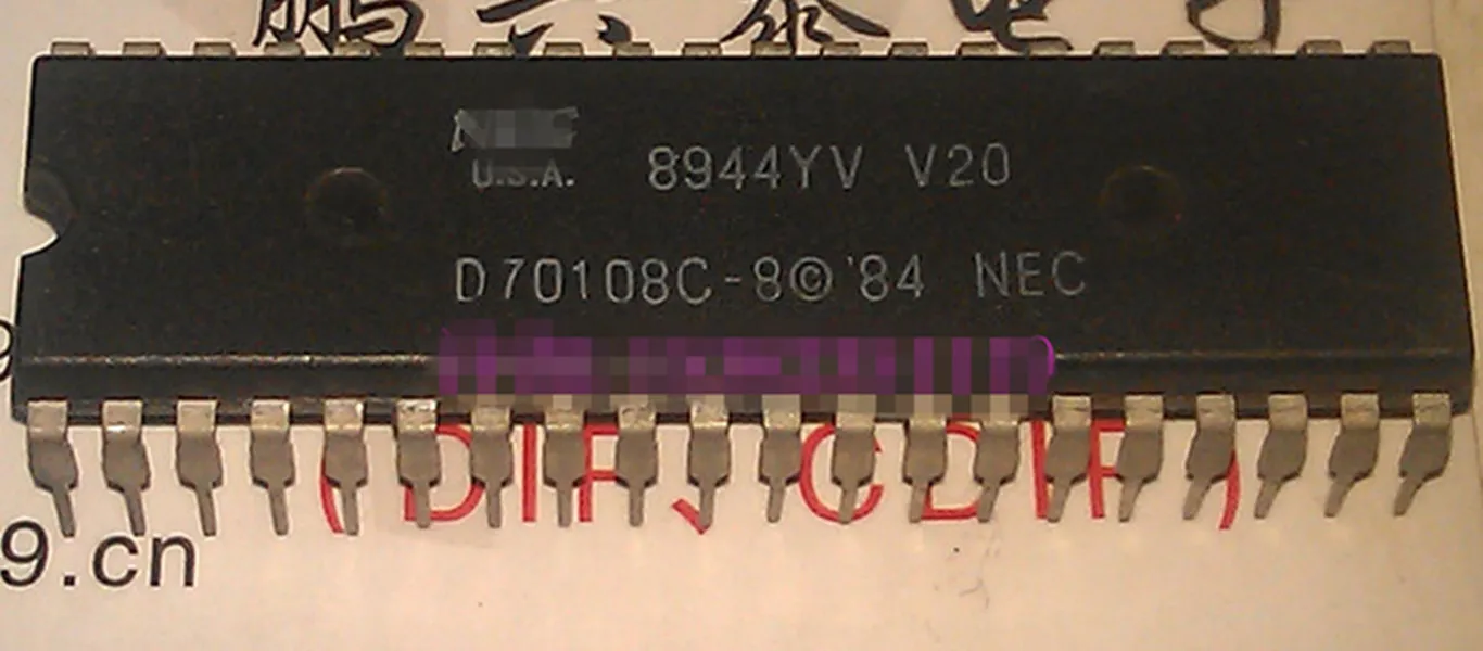D70108C-8 D70108 UPD70108C8 Composants électroniques Circuits intégrés Puces Microprocesseur 16 bits double en ligne 40 broches dip boîtier en plastique ic 8086 ancien cpu dip40