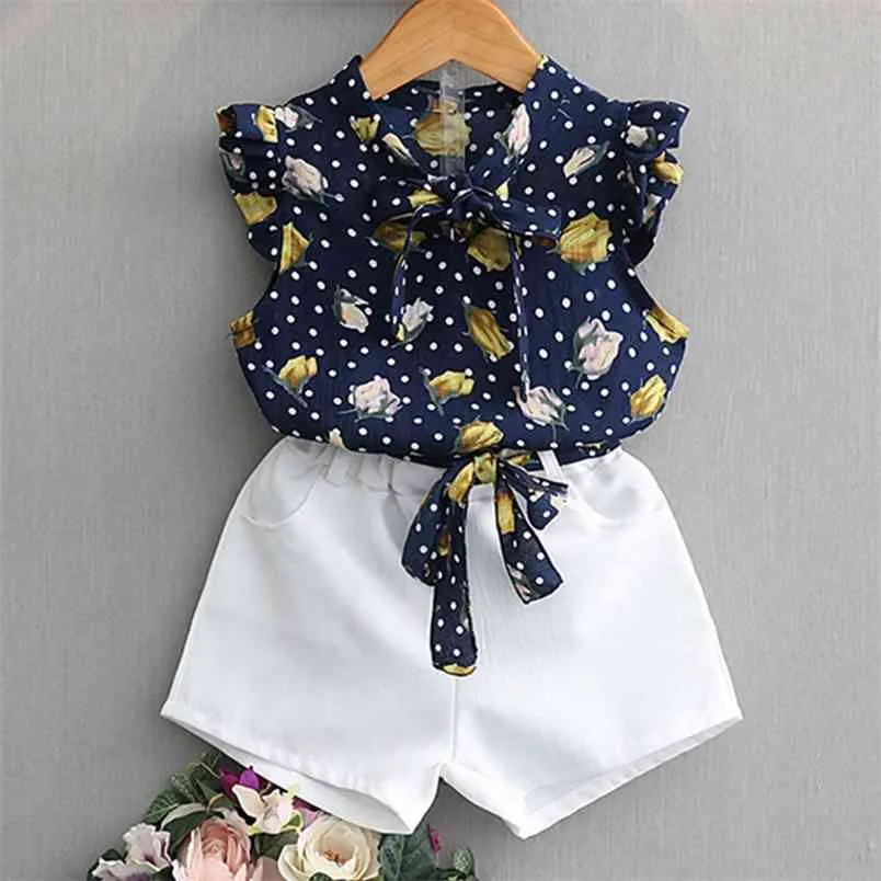 Filles Ensemble Bébé Vêtements d'été Sans manches Feuille Polka Dot Bow Top + Shorts 2 pièces Enfants Fille 210528