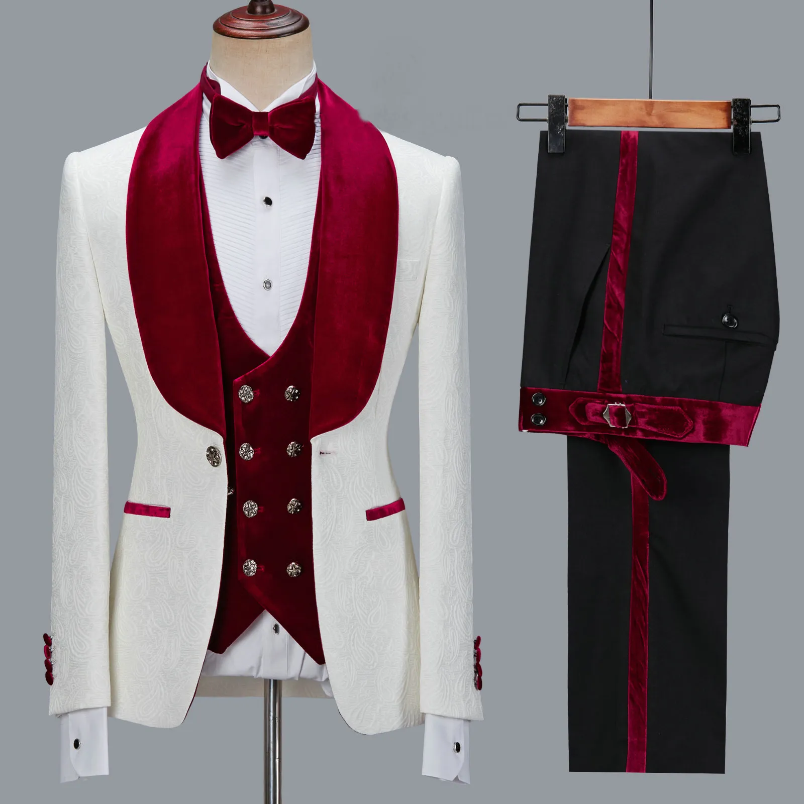 2021 Nowe projekty marki Męskie Garnitury na Ślub Custom Made White Paisley Blazer Party Prom Garnitury Groomsmen Groom Mens Tuxedo