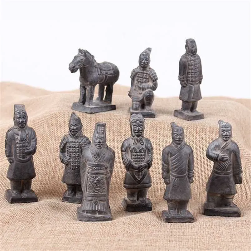 9pcs/set Chinese Army Terracotta Figurine Qin Dynasty Sculpture Home Decoration Clay Crafts with Gift Box 211108