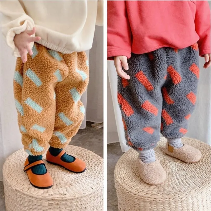 New Boy Plus Velvet Thick Winter Pantalones para niños Moda para niños Baby Girl Warm Pants 210303