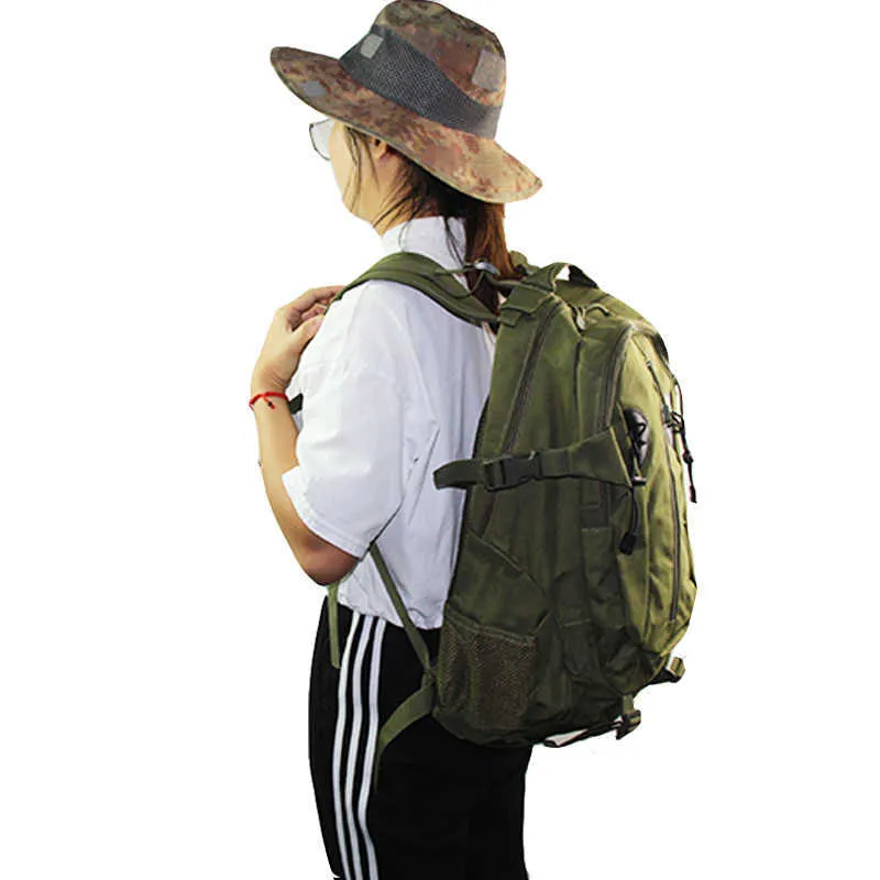 40L Wodoodporna plecak Torba turystyczna Kolarstwo Wspinaczka Plecak Podróży Torby Outdoorowe Mężczyźni Kobiety Torba Sporta Japoński Trend Plecaki Q0721