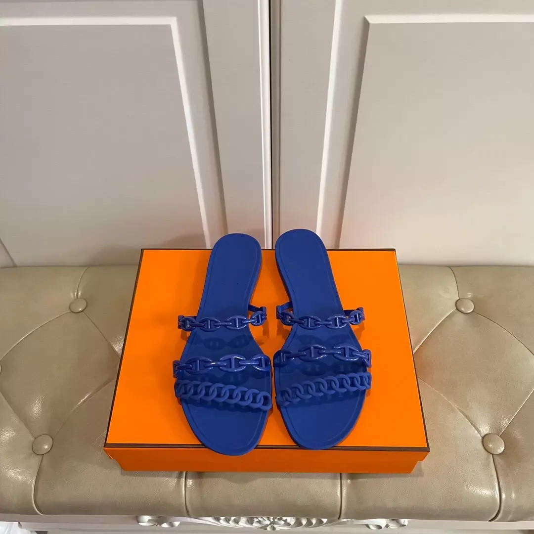 2021 luxe Sandales Designer pantoufle femme Top qualité été mode gelée glisser pantoufles Marque Casual chaussures Femmes Cuir Alphabet chaussure de plage en plein air