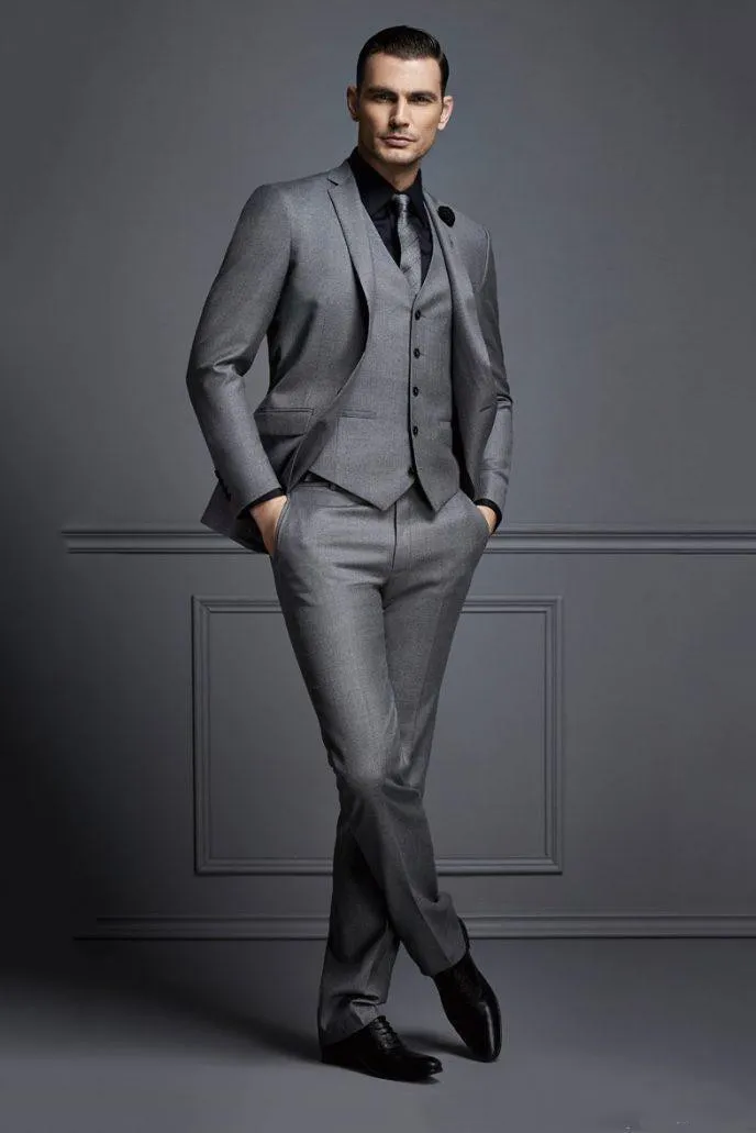 Grey Mens Suit Groom Suit Tanie formalne garnitury na ślub Najlepsze mężczyźni Slim Fit Groom Tuxedos dla mężczyzny (kurtka+kamizelka+spodnie) Terno