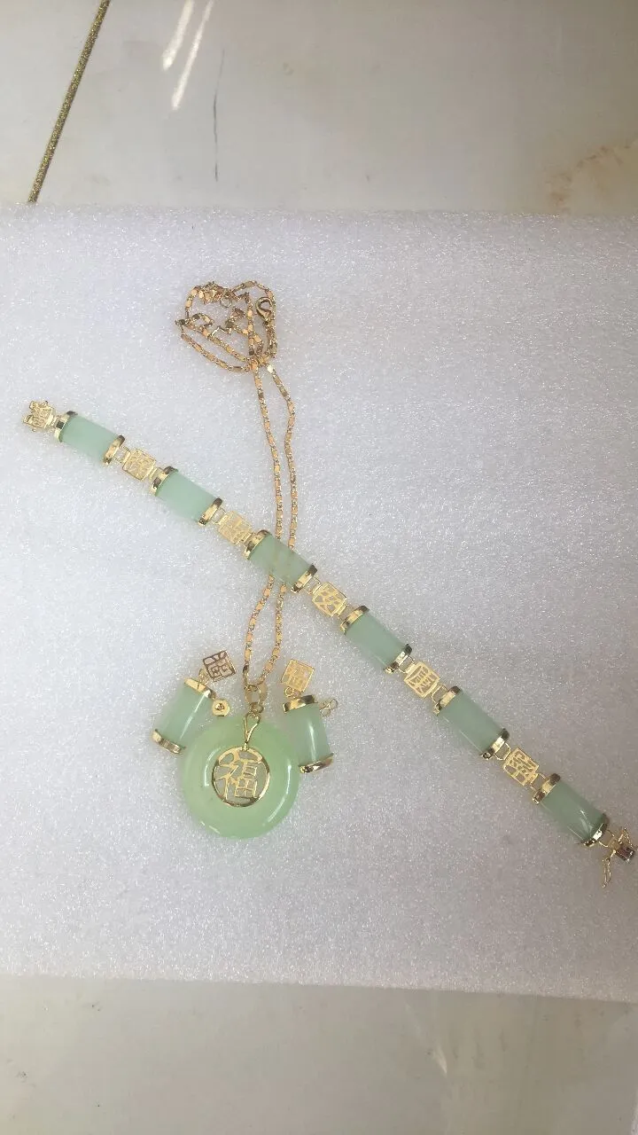 JADE VERDE NATURAL JADEITE CÍRCULO DONUT COLGANTE SET Longitud Pulsera 18.5cm Pendiente 26mm Collar 46cm