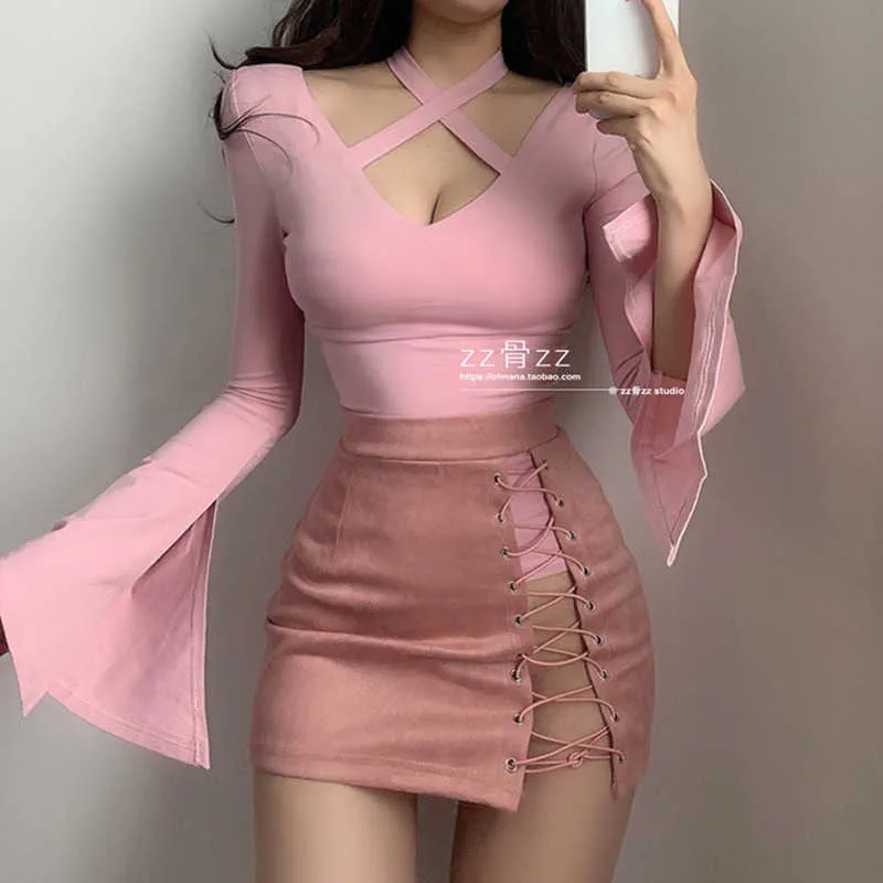 Womengaga Cross Bandage Low Chest V-Neck Hollowed Out Flare Sleeve Temperament Sexig Long Top Shrit Blouse VB1P 210603